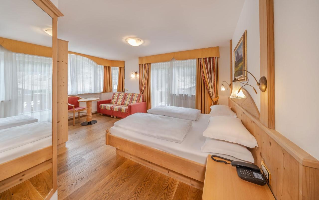 Hotel Rodella Selva di Val Gardena Dış mekan fotoğraf
