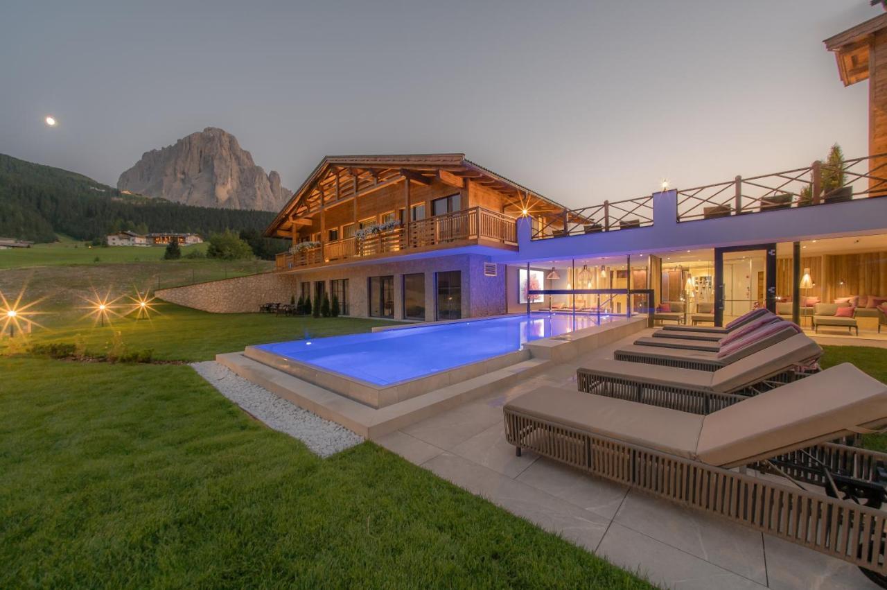 Hotel Rodella Selva di Val Gardena Dış mekan fotoğraf